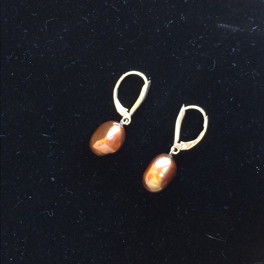 Chocolate cultured freshwater pearl earrings
